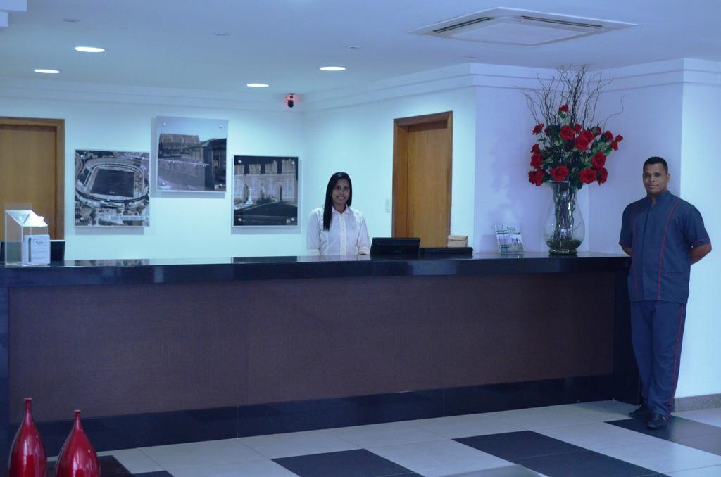 אלגוינס Hotel Aster מראה חיצוני תמונה