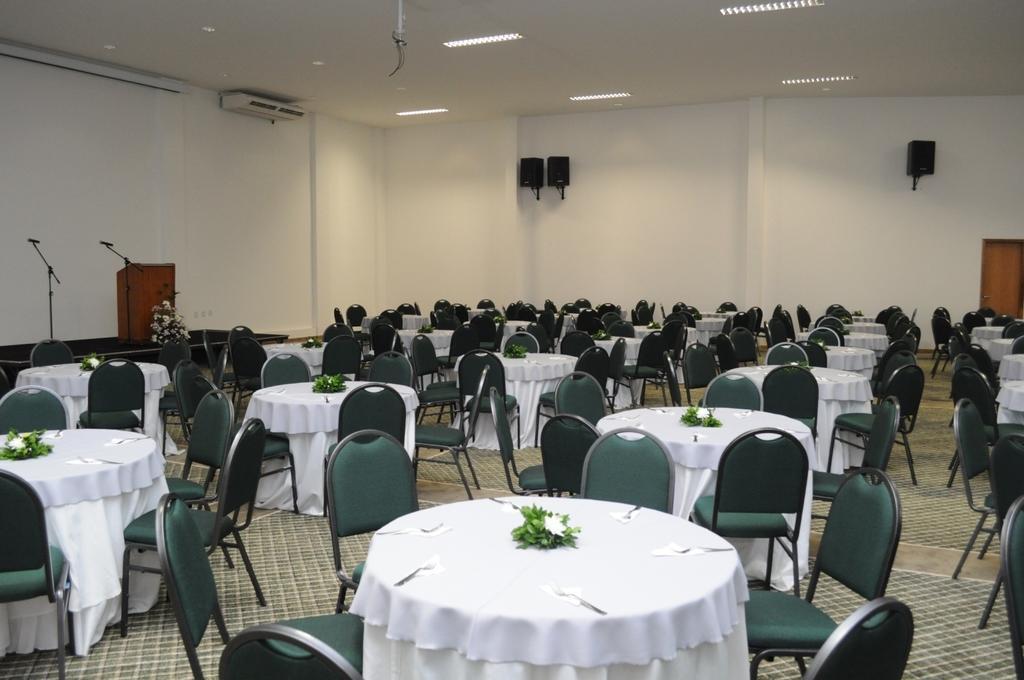 אלגוינס Hotel Aster מראה חיצוני תמונה